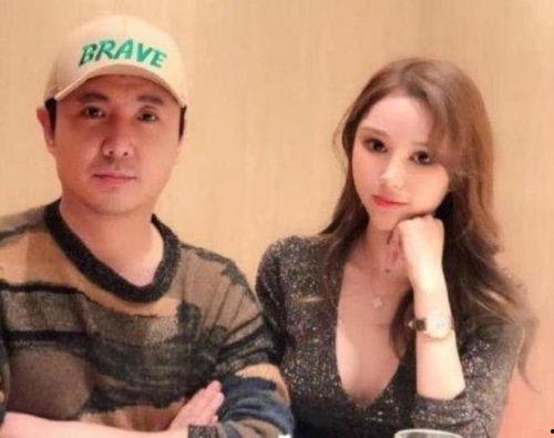 网红母女吃瓜图片大全