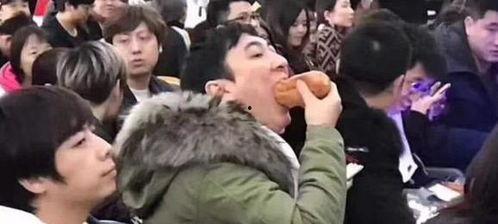 网红吃瓜被老板打了,一场网络风波背后的真相