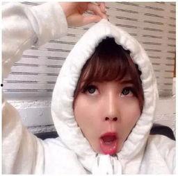 网红吃瓜小甜妹是谁啊,她是如何成为网络红人的？